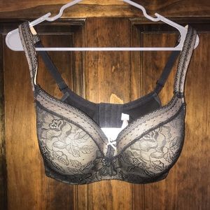 Black and nude lace Cacique bra size 38DDD
